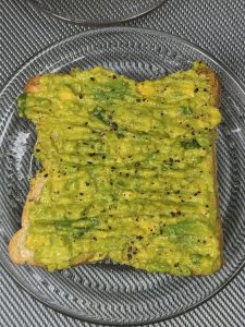 Read more about the article Simple Avocado Toast & Topping Options