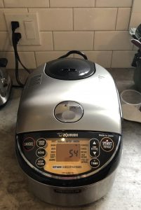 Read more about the article Why Rice Cookers are Better than Stove Tops