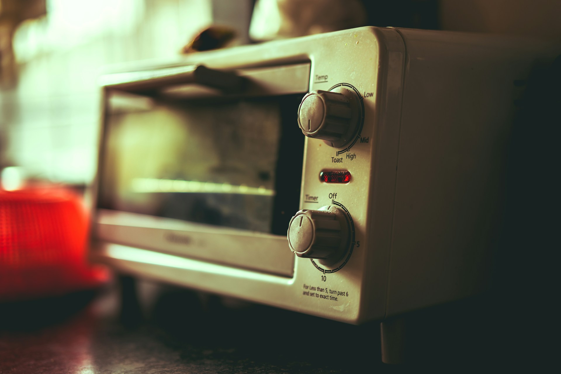 Read more about the article The 3 Best Toaster Oven Brands in Kenya, 2024 (With Prices)