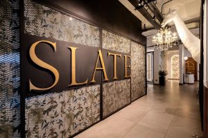 Read more about the article Slate Kitchen & Bar Restaurant: Menu & Review