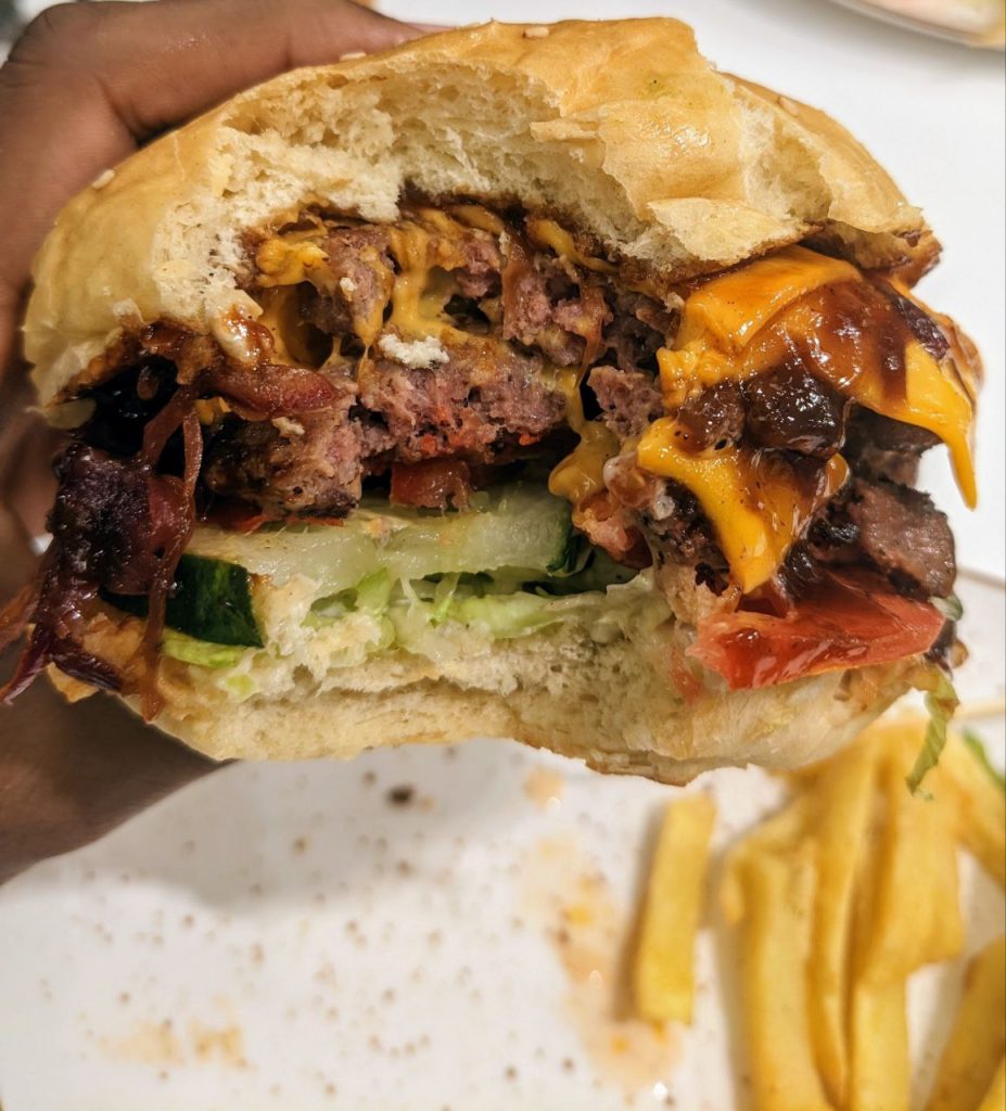Burger | Crave Restaurant